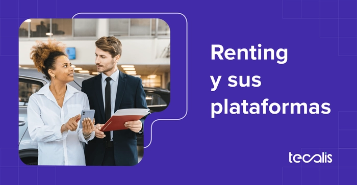 Agente enseñando coche de renting